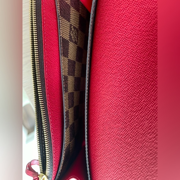 Authentic Louis Vuitton Emilie wallet - Picture 5 of 8